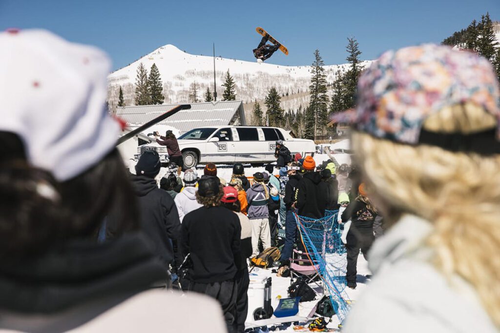 Essential Snowboard Events in North America 2025/26 4.BombholeCup Photo By Ashley RosemeyerSBI2 web ready 1200px 72ppi 001 1024x683 - Essential Snowboard Events in North America 2025/26