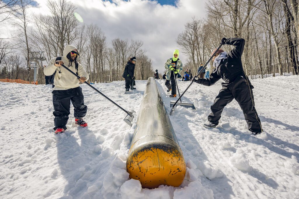 Essential Snowboard Events in North America 2025/26 F 030725 ShapingOurFuture 0881©Brandon PayneSBI2 web ready 1200px 72ppi 010 1024x683 - Essential Snowboard Events in North America 2025/26