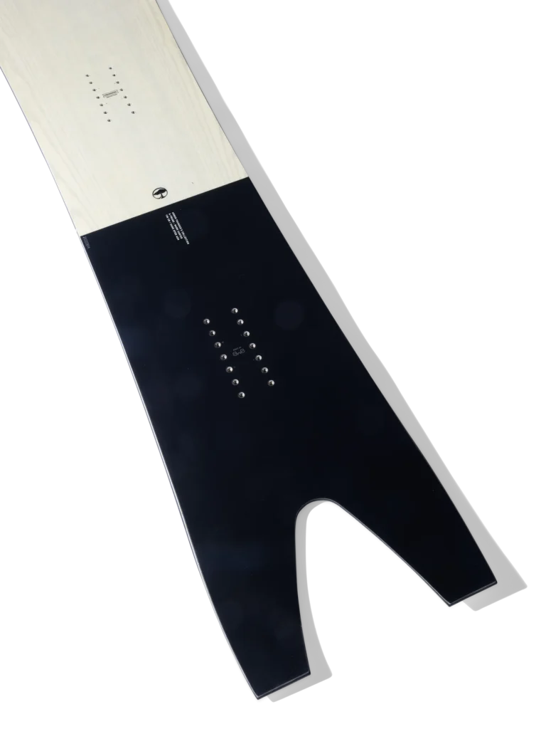ARBOR 25/26 A-Frame Snowboard 4 ARBOR AFRAME 2025 STUDIOcopy.png 768x1024 - ARBOR 25/26 A-Frame Snowboard