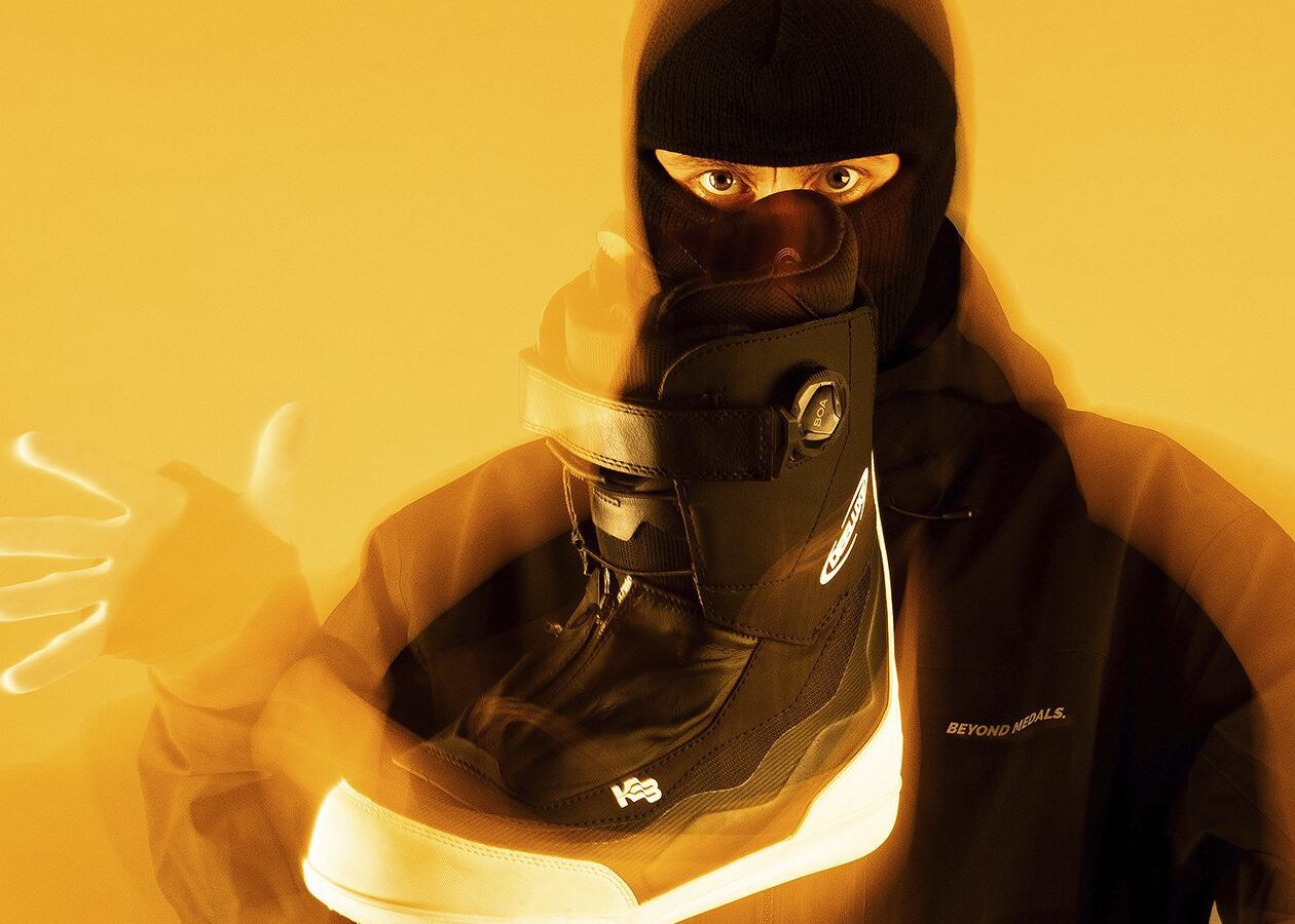 Snowboard International 1 Kevin Backstrom Deeluxe Pro Model Boot Aeris 7 e1734142160284 1260x900 1 - Weapon of Choice: Kevin Backstrom