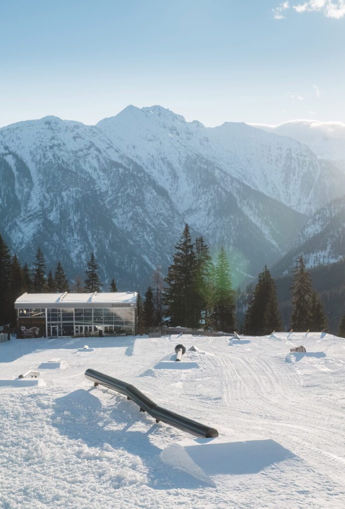 AP2526 SaisonOpening JibPark 0545 695x1024 - Game on: Absolut Park Season Opening 2025/26