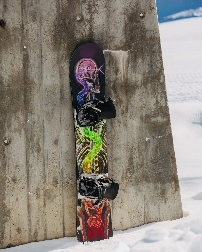 Kundalini Rising: Burton x Nychos x Blue Tomato C26 EU Nychos Social 4x5 03 819x1024 - Kundalini Rising: Burton x Nychos x Blue Tomato