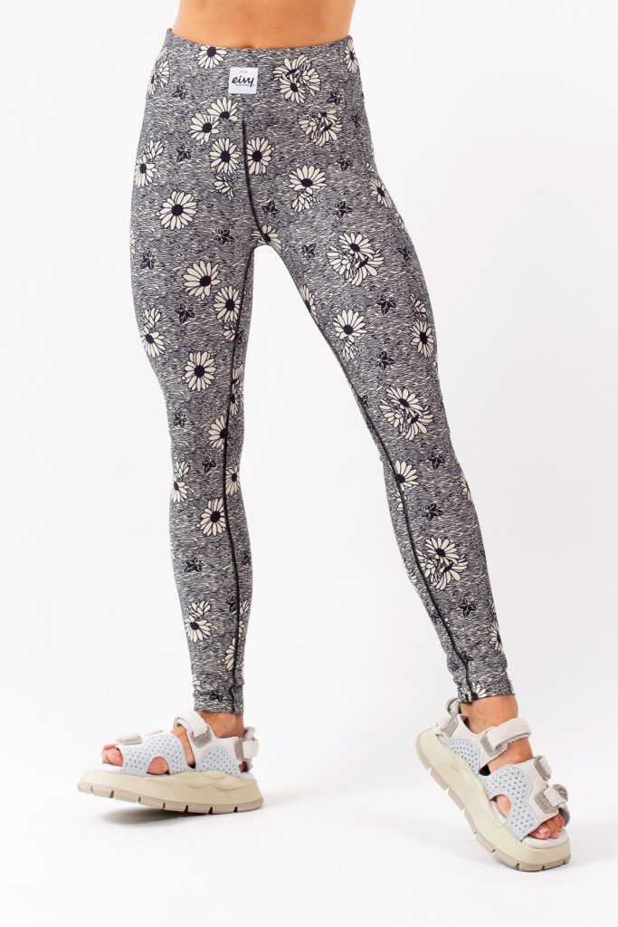 Best Snowboard Gifts for Her Eivy Ice Cold Leggins 683x1024 - Best Snowboard Gifts for Her