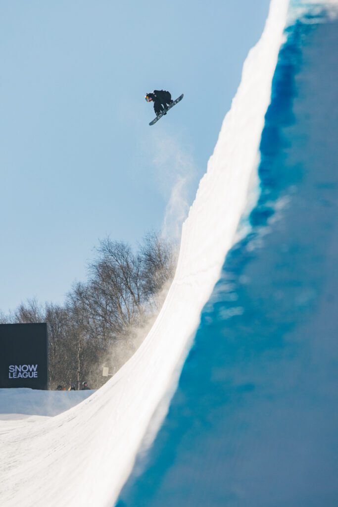 PattiiZhou WomensSnowboardFinals S1E2 Blotto 7881 683x1024 - Snow League China Recap: Ayumu is back on top, and the young Chinese are here to dominate