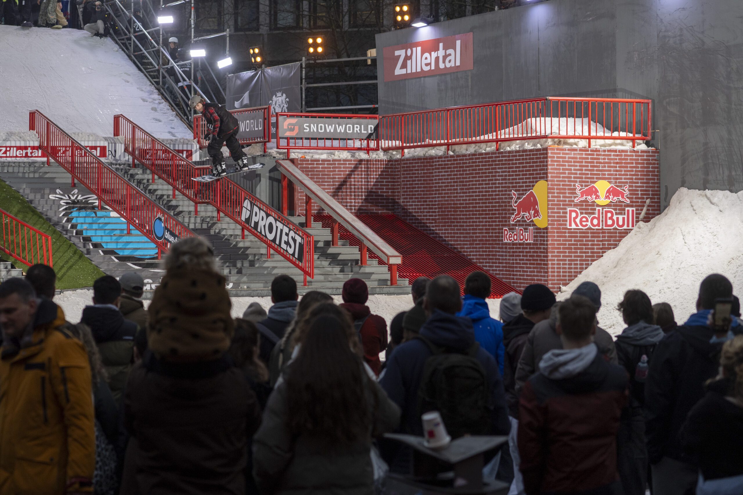 Dutu and Fricz succeed at the Rock A Rail Finale RAR25 DenHaag ©AlbaPardo DSC 1761 scaled - Dutu and Fricz succeed at the Rock A Rail Finale