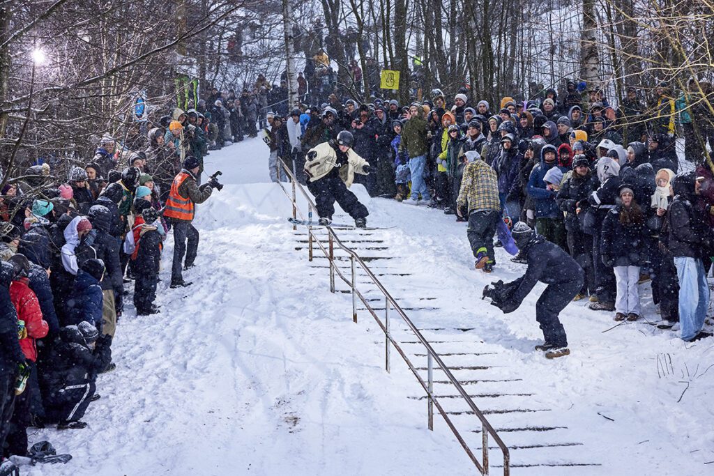 The Invisible Injury DIYX event Henna Ikola 04 photo KekeLeppalaSBI2 web ready 1200px 72ppi 001 1024x683 - The Invisible Injury