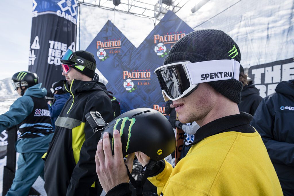 The Invisible Injury SVEN@X 4SBI2 web ready 1200px 72ppi 008 1024x683 - The Invisible Injury