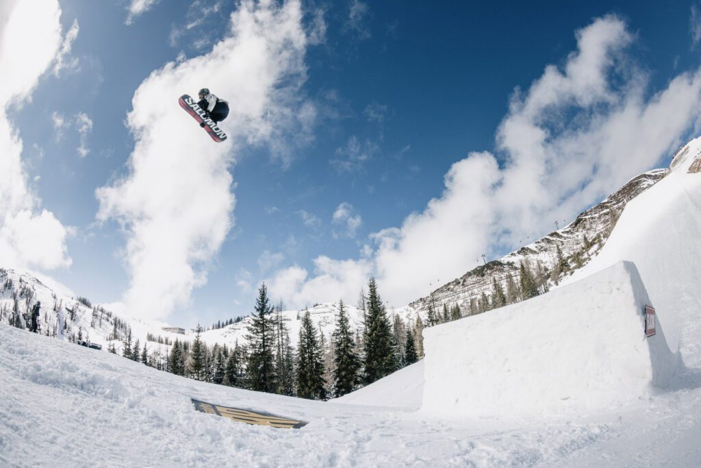 After the Games, the stage is set:Absolut Park Spring Battle & FIS Snowboard World Cup Flachau AP WorldCup2025 KokomoMurase byRohrbacher 060 1024x683 - After the Games, the stage is set:Absolut Park Spring Battle & FIS Snowboard World Cup Flachau