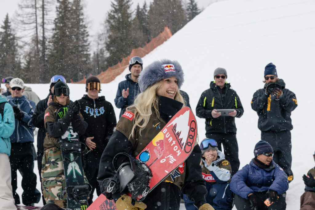 Mia Brookes and Eli Bouchard win the World Cup Flachau at Absolut Park AP WorldCup Flachau 2026 Anna Gasser byRohrbacher 101 1024x683 - Mia Brookes and Eli Bouchard win the World Cup Flachau at Absolut Park
