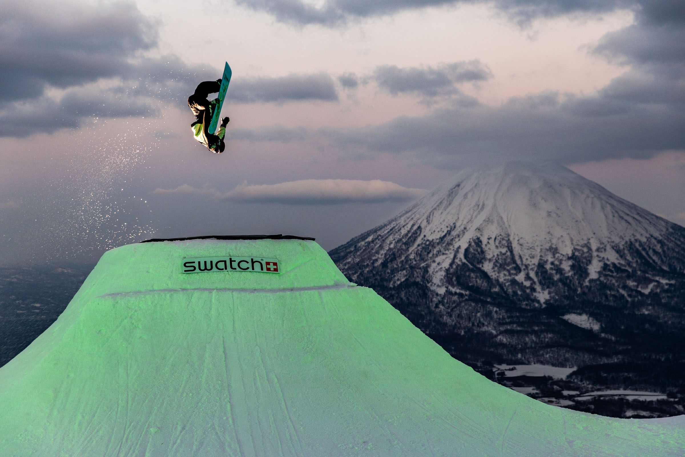 SWATCH NINES 2026 WRAPS UP A WEEK OF CREATIVE FLOW IN JAPAN S9W26 DAY3 Action LaneWeaver EthanStone 8777 WEB - SWATCH NINES 2026 WRAPS UP A WEEK OF CREATIVE FLOW IN JAPAN