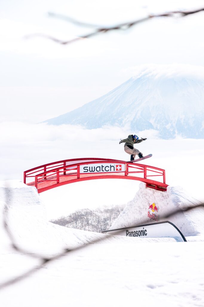 SWATCH NINES 2026 WRAPS UP A WEEK OF CREATIVE FLOW IN JAPAN S9W26 Day1 Action HirotoOgiwara IsamiKiyooka 2746 WEB 683x1024 - SWATCH NINES 2026 WRAPS UP A WEEK OF CREATIVE FLOW IN JAPAN